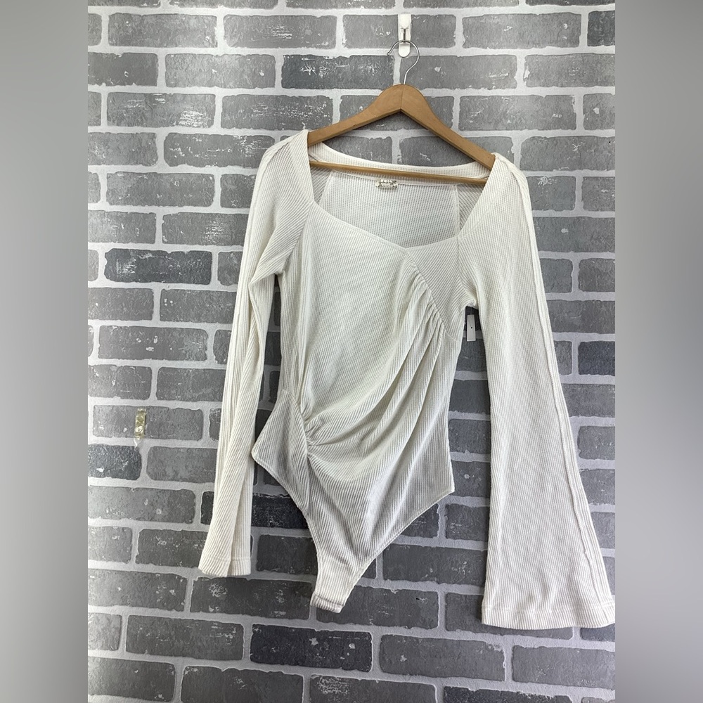 Free People white thermal flared sleeves bodysuit size xl